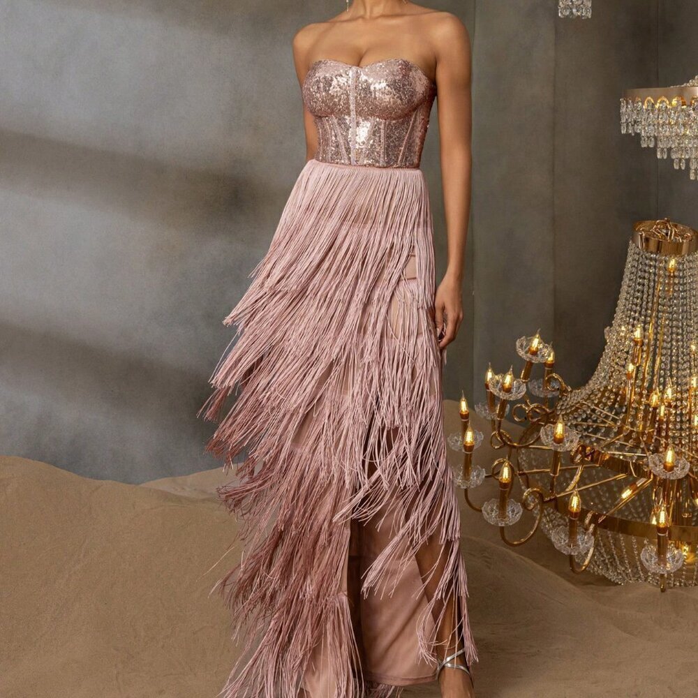 Elegant Women's Sequin Strapless Gown With Multi-Layer Fringed Skirt - Picture 4 of 10